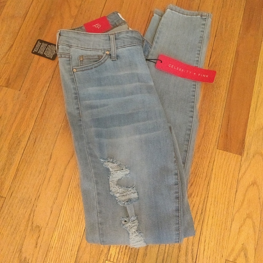 Celebrity Pink Mid Rise Skinny jeans
